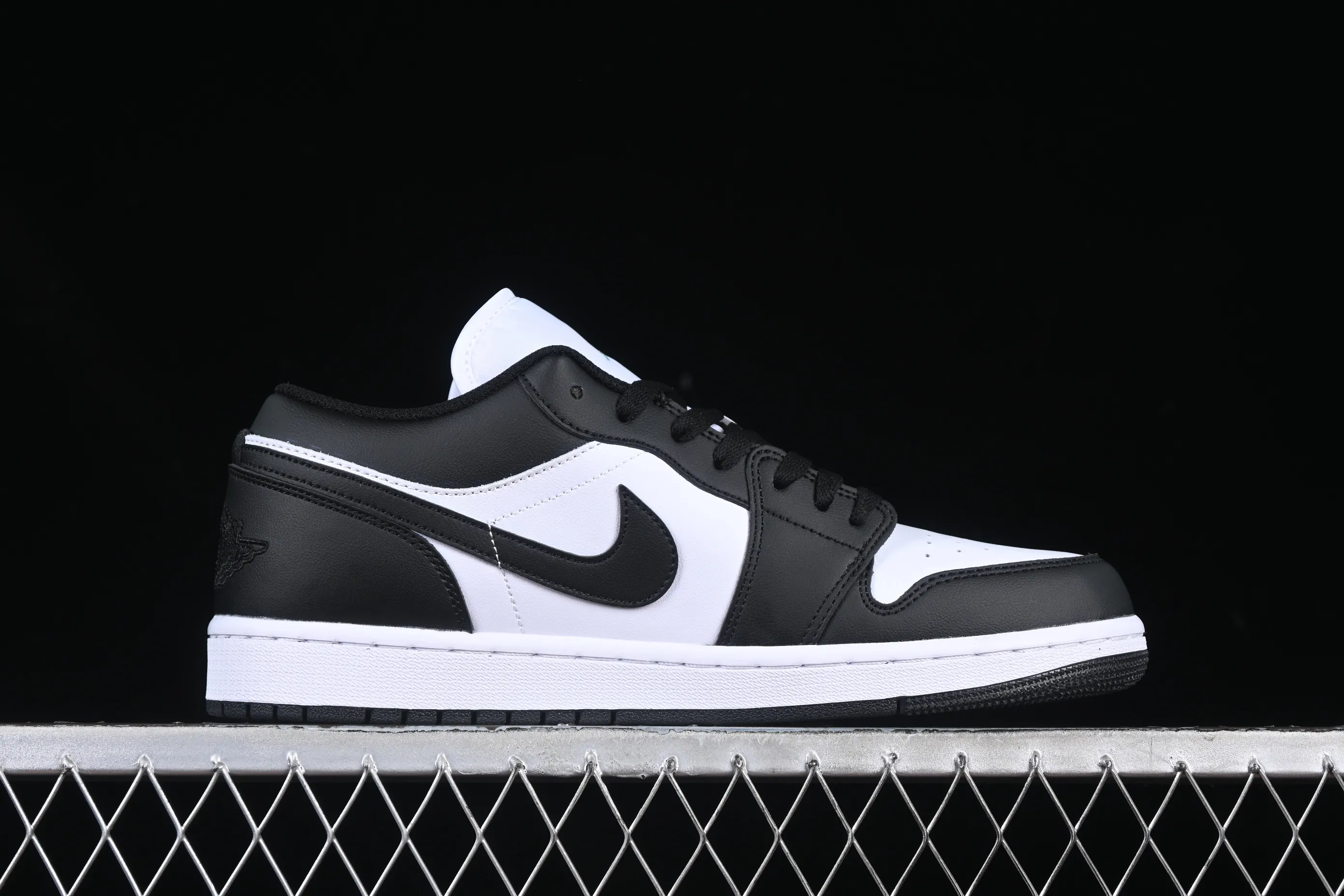 All categories Air Jordan Jordan series basketball shoes Air Jordan 1 Low Air Jordan 1 Low AJ1 Joe 1 black and white panda low-top cultural basketball shoes 553558-131
